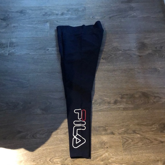 Fila leggings. - Picture 1 of 2